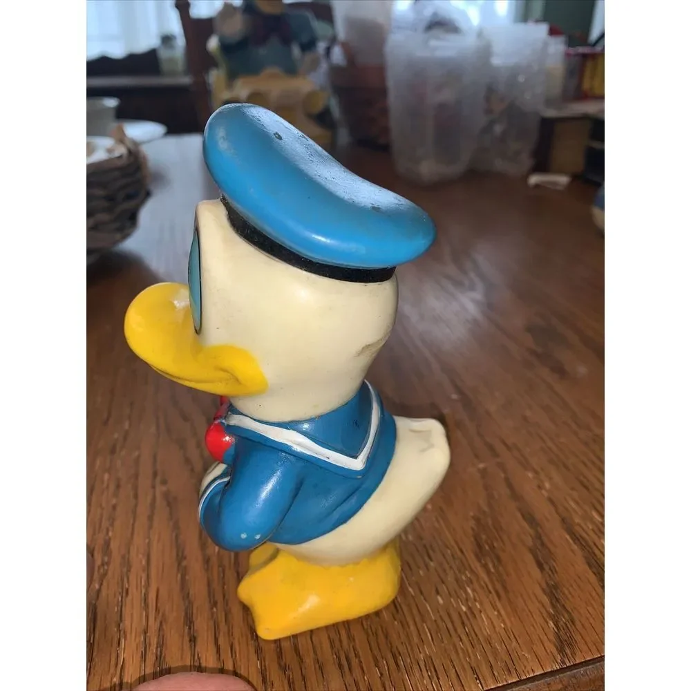 Vintage‎ Donald Duck Coin Bank. Plastic. Walt Disney Productions